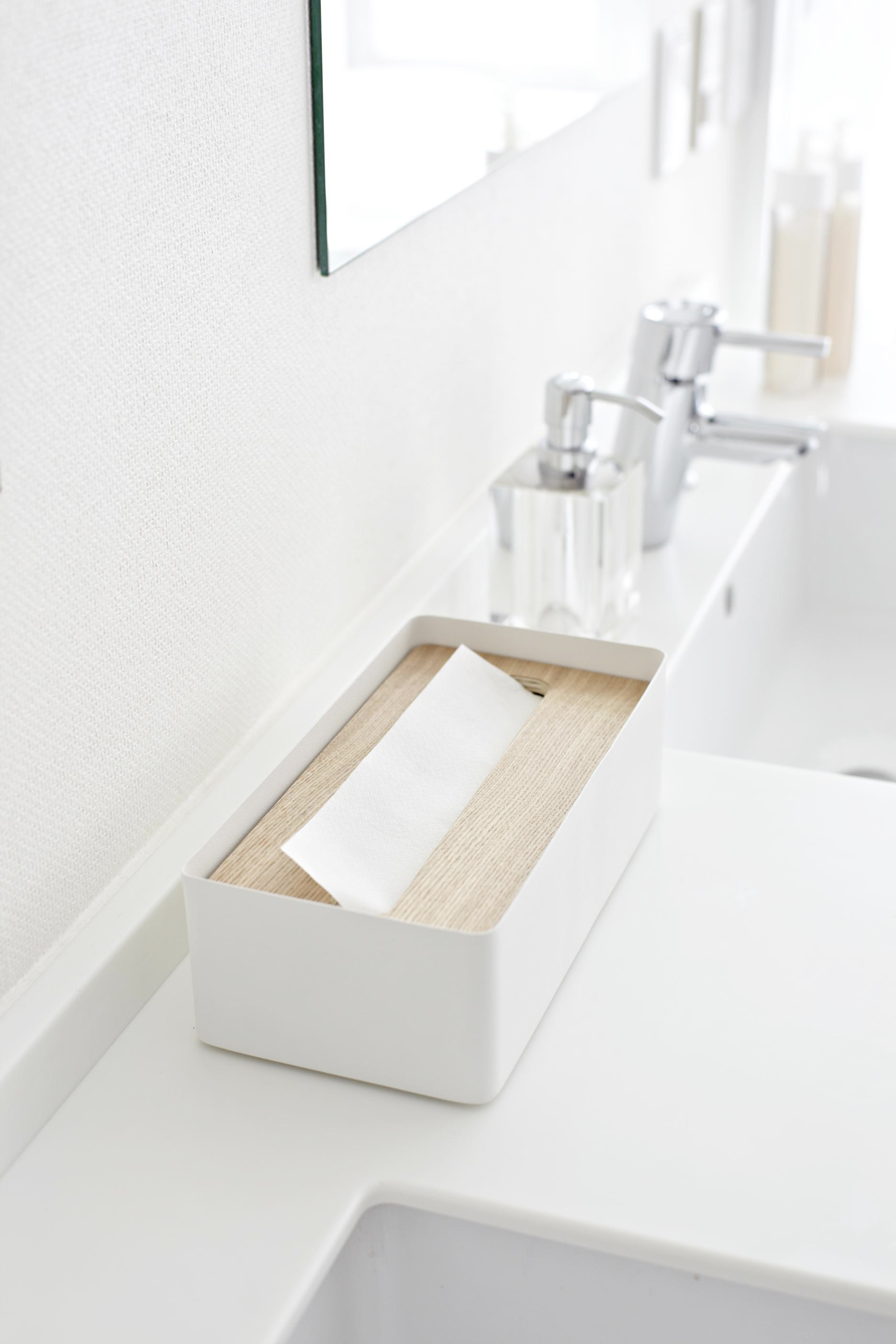 7730_rin_tissue_box_case_with_lid_l_na_0